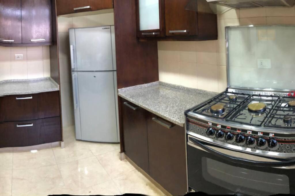 Apt 4 Rent/A Quiet Neighborhood Close To Services Amman Ngoại thất bức ảnh