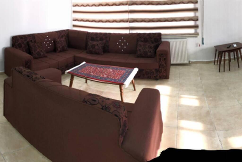 Apt 4 Rent/A Quiet Neighborhood Close To Services Amman Ngoại thất bức ảnh